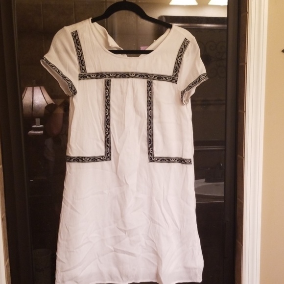 Dress - Picture 1 of 1